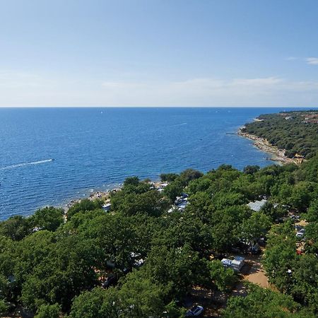 Fkk Adriatika In Fkk Solaris Naturist Resort Porec Exterior photo
